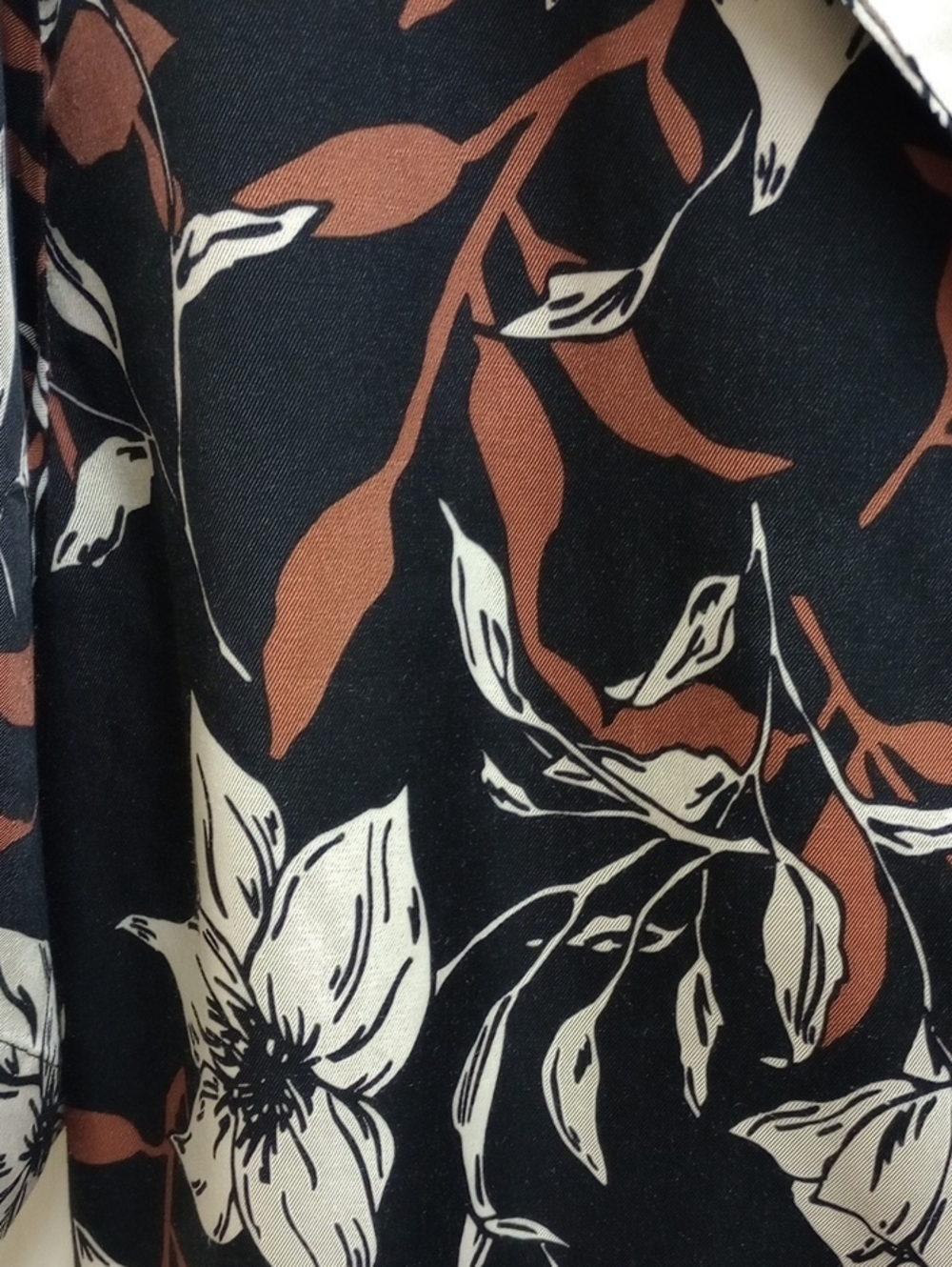 🆕🤎 RAG & BONE "MARE" BLACK SHORT SLEEVE SILK BLOUSE BROWN WHITE FLORAL DESIGNS - Picture 7 of 13